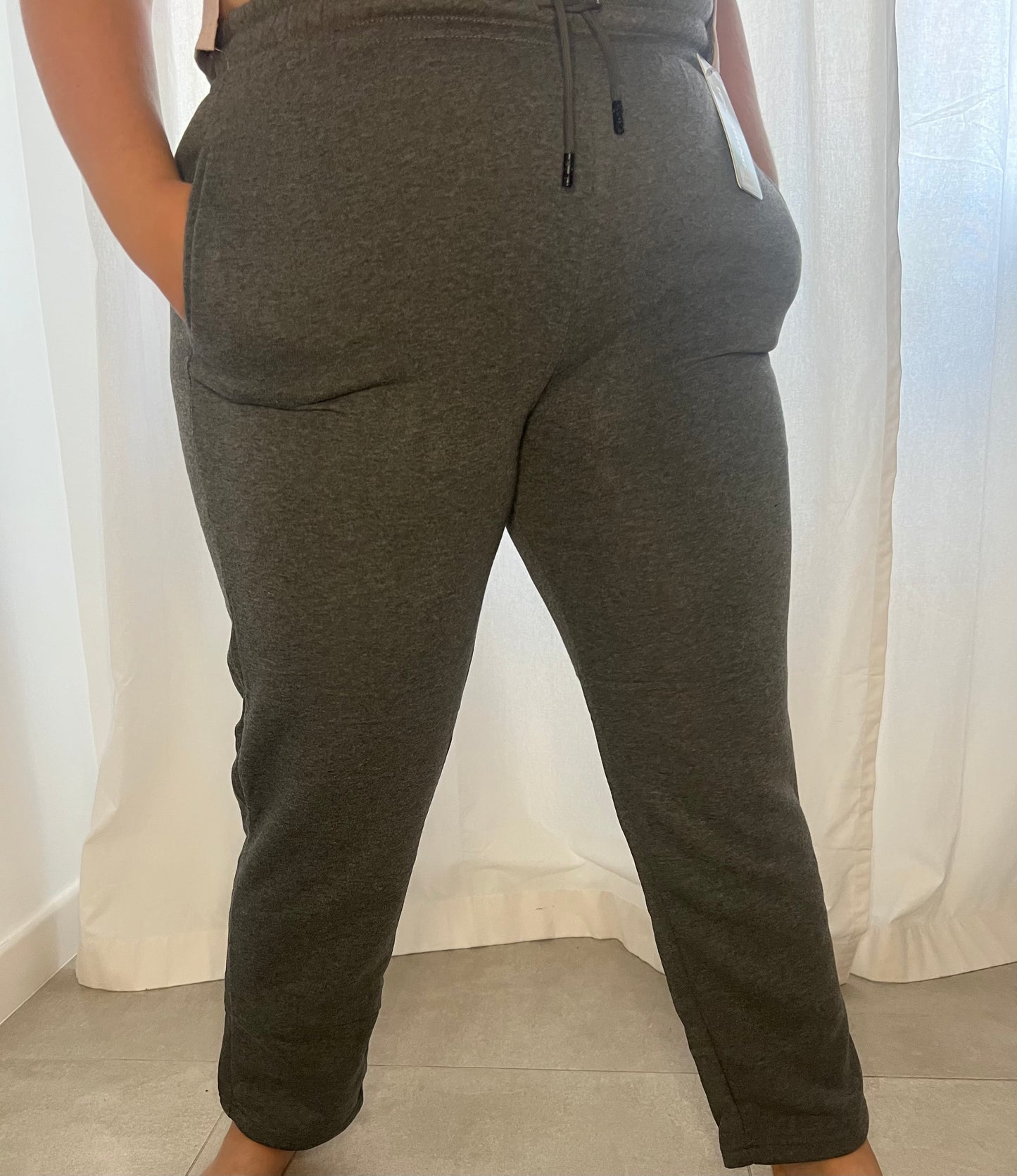 Pantalón de chándal gris oscuro